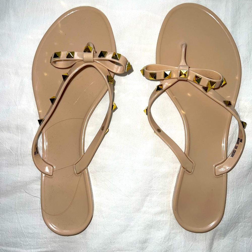 Studded Jelly Bow Flip Flops Tan Gold Size 10 EU 40